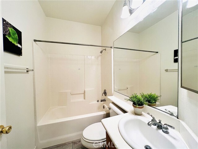 Building Photo - 8740 Lodgepole Ln