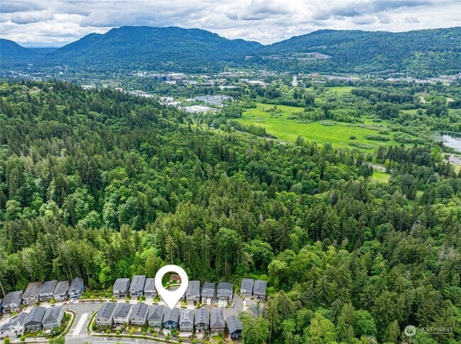 Building Photo - 22320 SE 43rd Pl