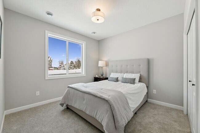 Building Photo - 13153 Berrywood Dr
