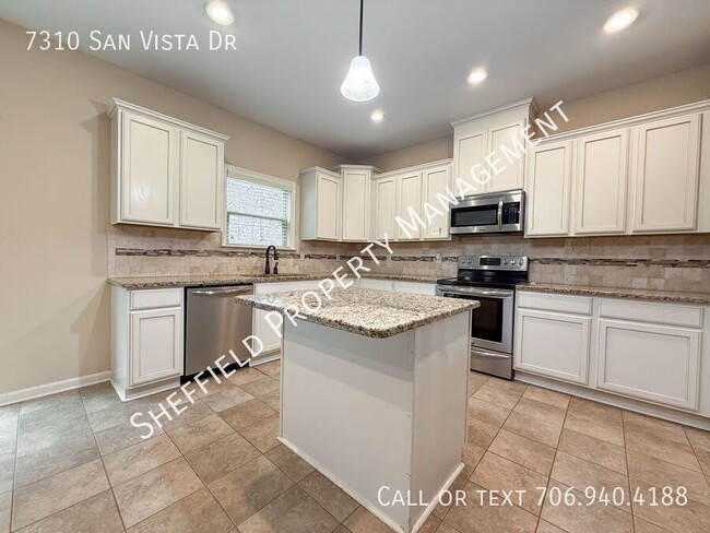 Building Photo - 7310 San Vista Dr