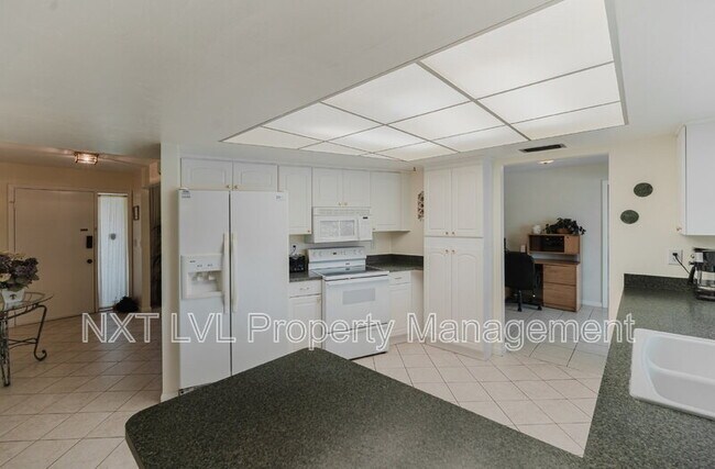 Building Photo - 403 SE 33rd Terrace