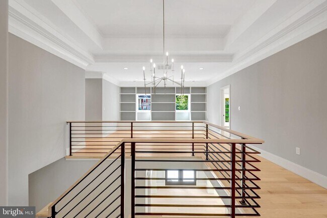Building Photo - 6226 Kellogg Dr