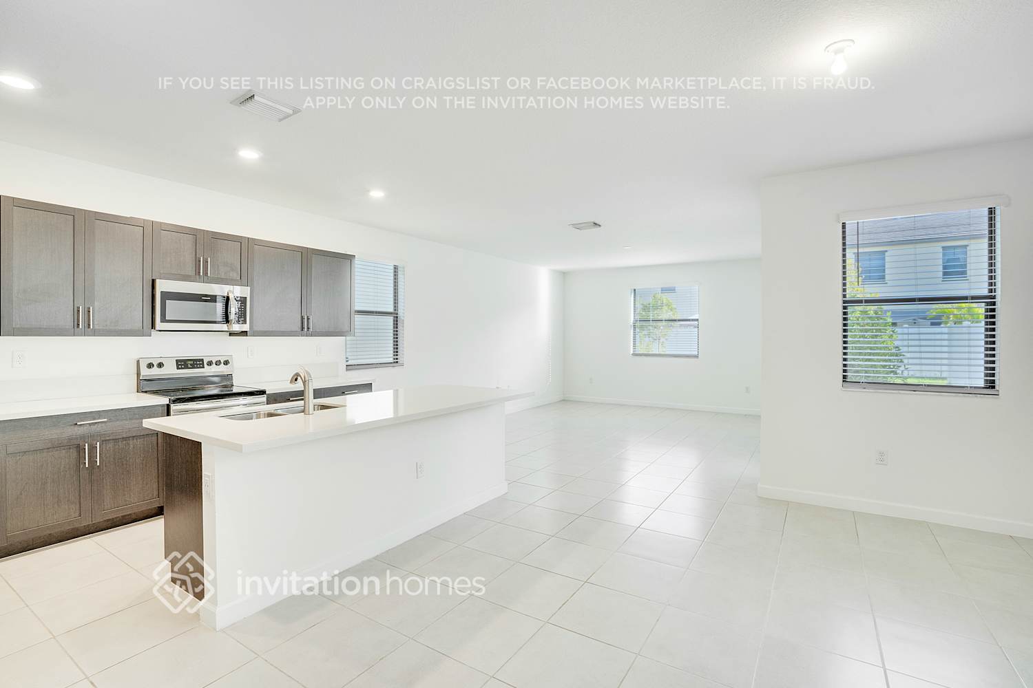 Building Photo - 2410 N 108th Dr