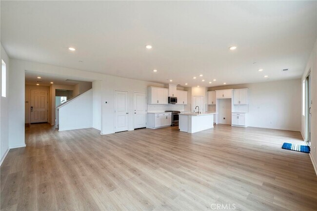 Building Photo - 3955 Satsuma Ln