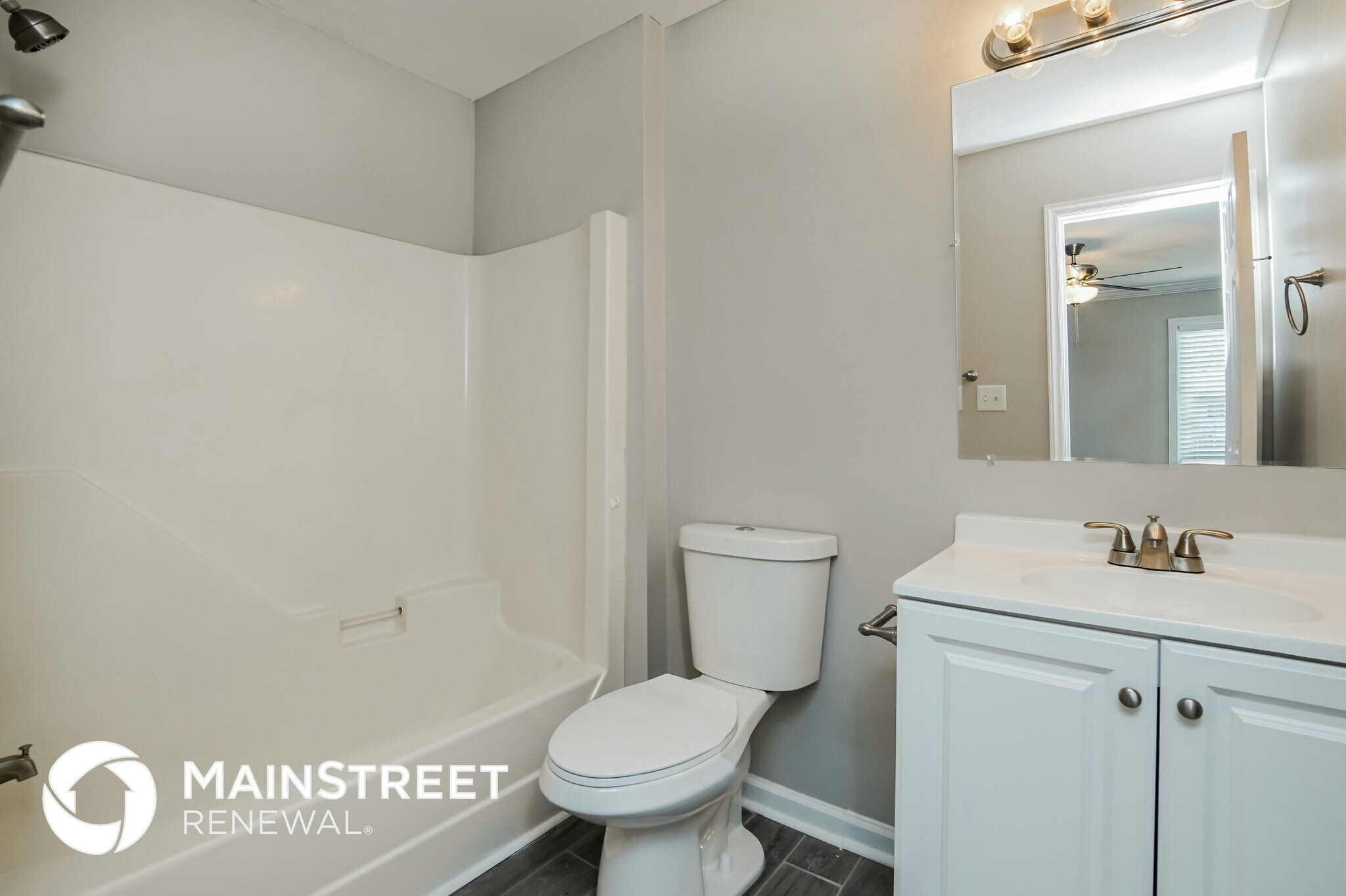 Building Photo - 639 Bullhart Dr