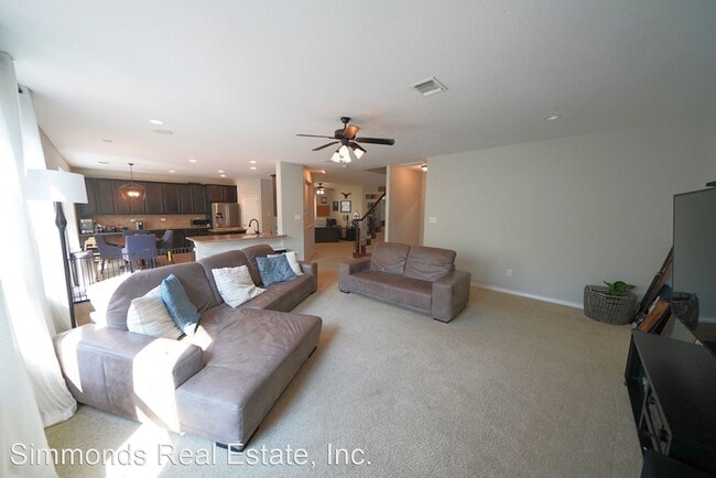 Building Photo - 4 br, 3.5 bath House - 346 Chloe Heights