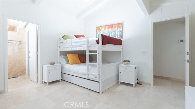 Building Photo - 30421 Mirador Ct