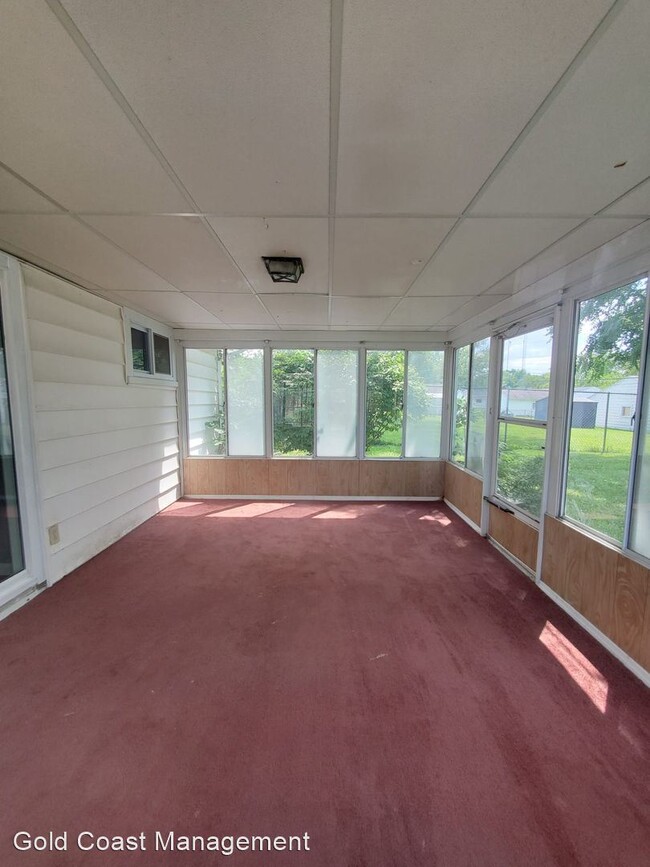 Building Photo - 3 br, 1 bath House - 1709 Ace Place