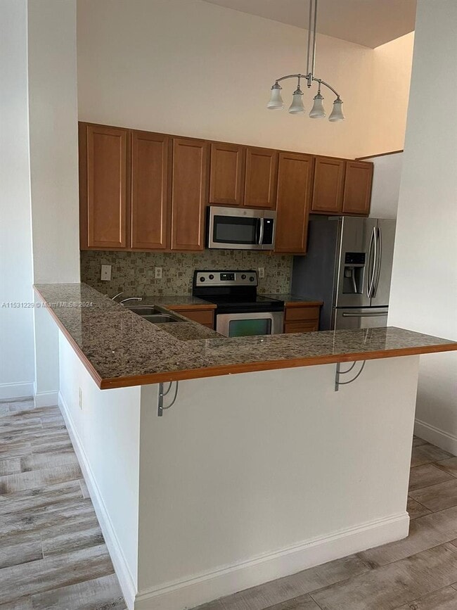 Primary Photo - 4847 Via Palm Lakes