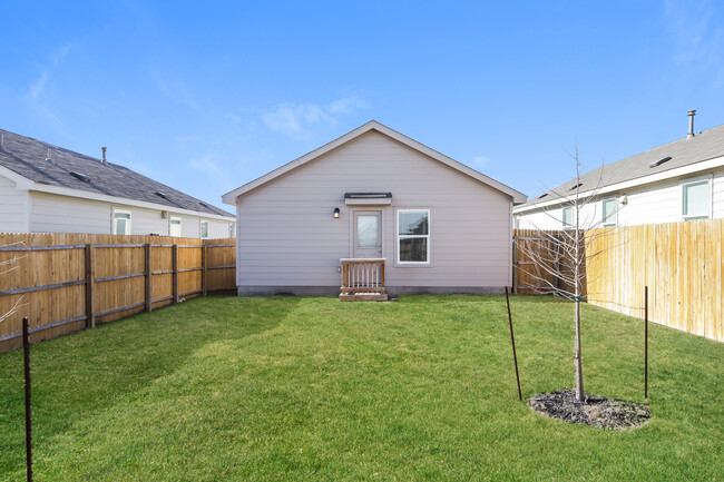 Building Photo - 14322 Calaveras Creek