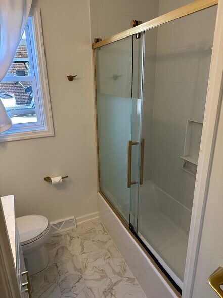 Building Photo - 108 Homewood Rd