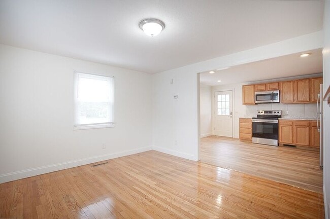 Building Photo - 37-39 Greenwood Street