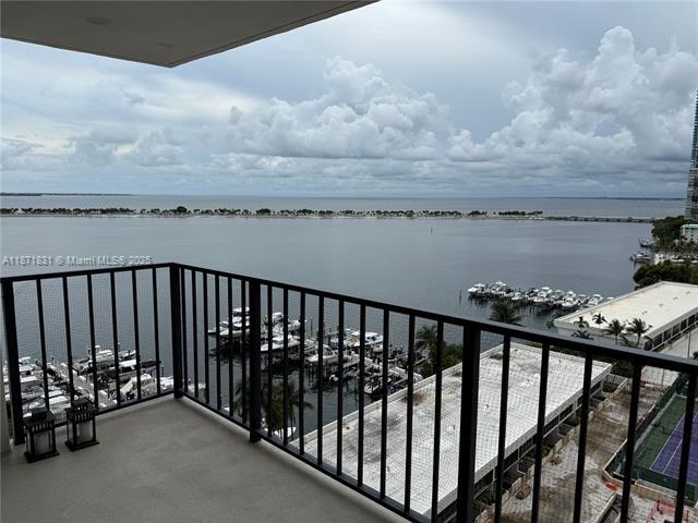 Building Photo - 1865 Brickell Ave