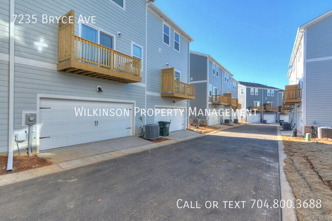 Building Photo - 7235 Bryce Ave
