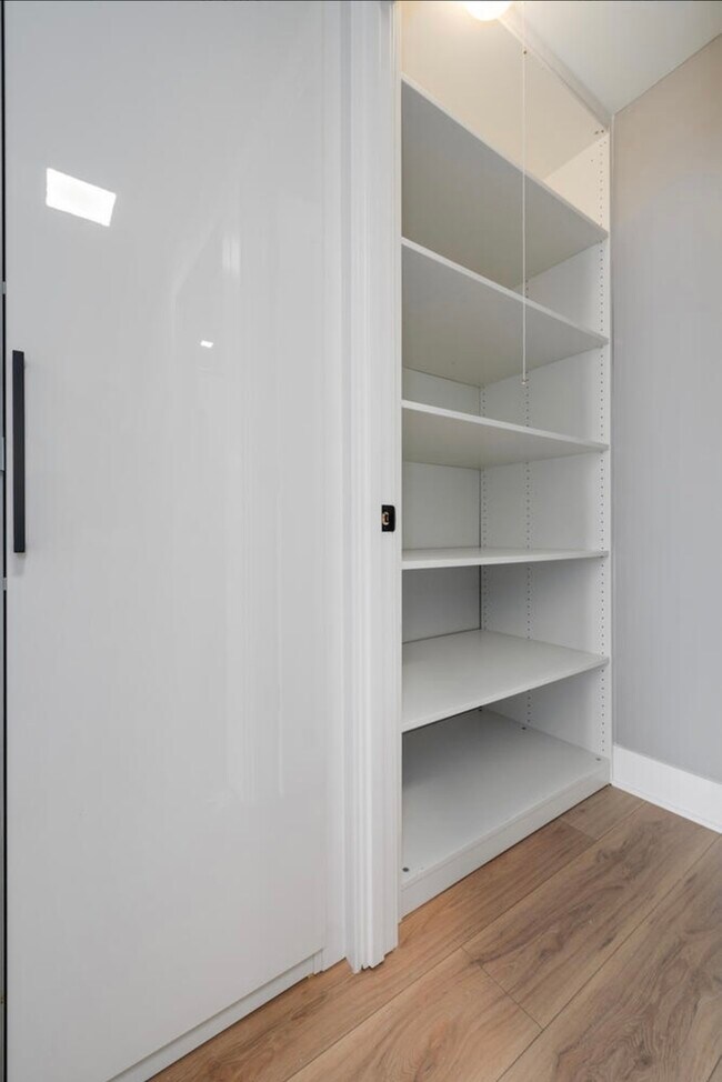 Building Photo - 1355 N Sandburg Terrace