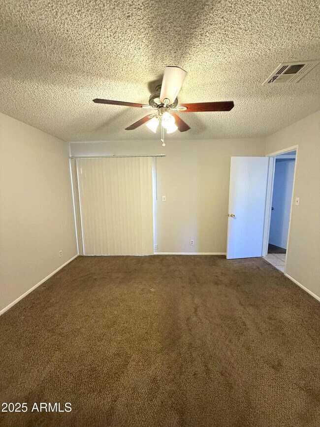 Building Photo - 99 N Cooper Rd