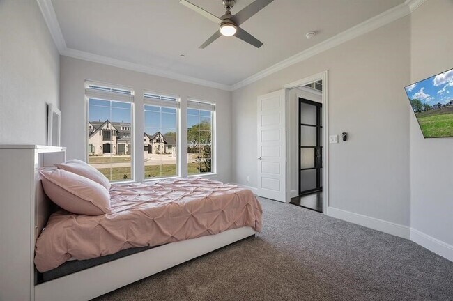 Building Photo - 1405 Gairloch Dr