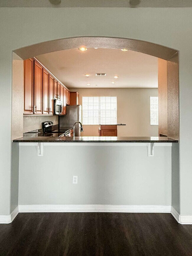 Building Photo - 10144 Arbor Run Dr