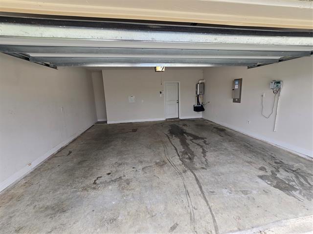 Building Photo - 1805 Acosta Dr