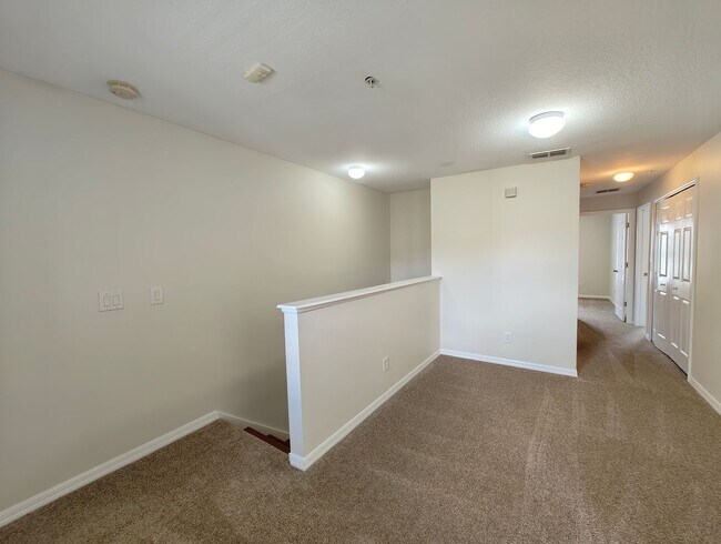Building Photo - Three Bedroom Townhome at Cypress Lakes in Kissimmee
