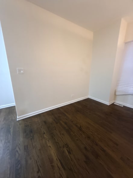 Building Photo - 4734 S St Lawrence Ave