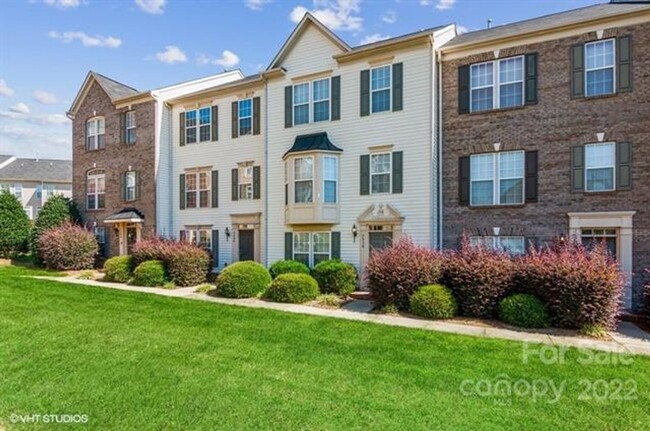 Primary Photo - Ayrsley townhome living