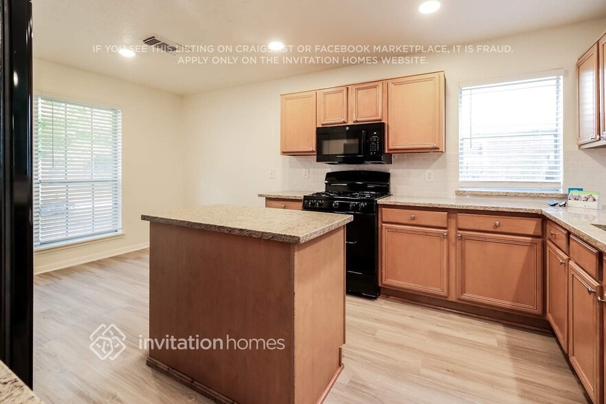 Building Photo - 5742 Forest Timbers Dr