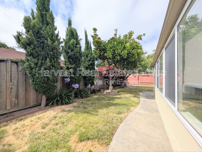Building Photo - 3266 Santa Isabella Ct