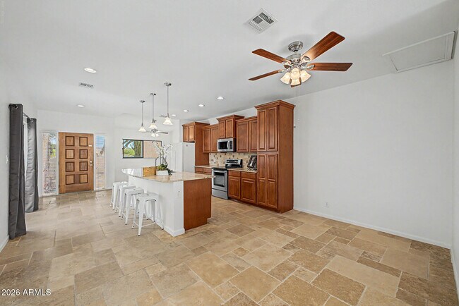 Building Photo - 5134 N 78th Pl