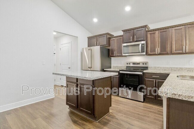 Building Photo - 2419 Privet Berry Dr