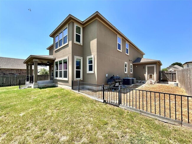 Building Photo - 31455 Kingsway Rd
