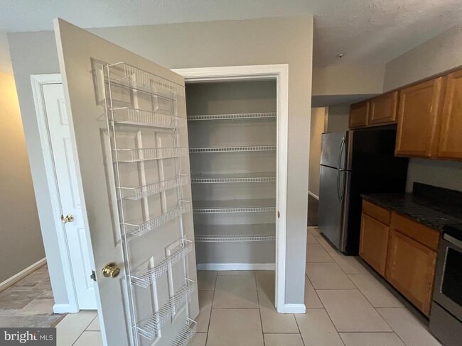 Building Photo - 47745 Devin Cir