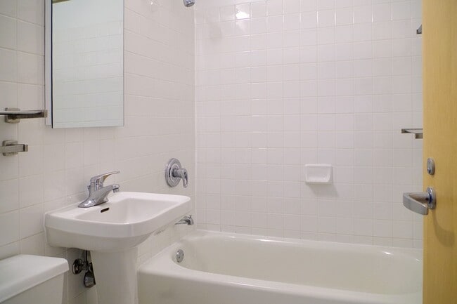 Floorplan - 1400 E. 57th Street