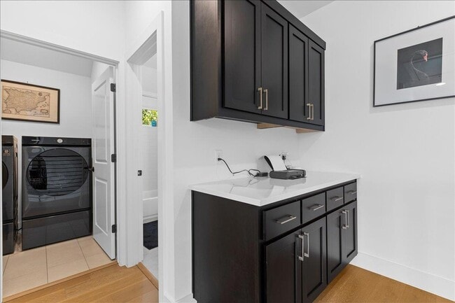 Building Photo - 4201 Clawson Rd