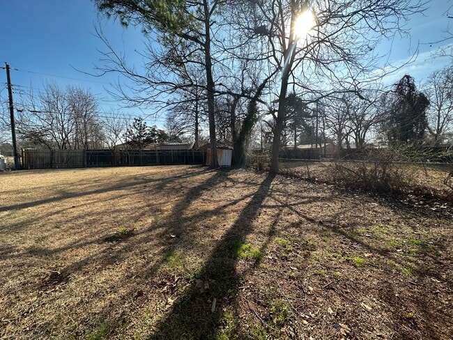 Building Photo - Updated Bossier Home