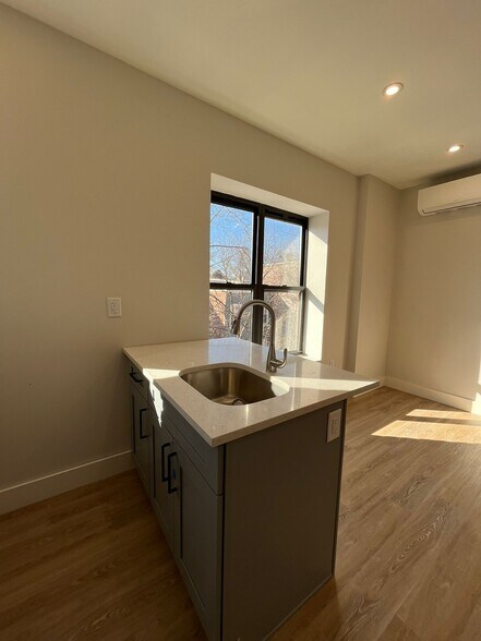 Building Photo - 268 Martin Luther King Jr Dr