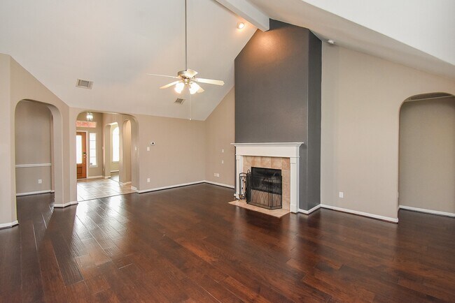 Building Photo - 13007 Northwood Glen Ln