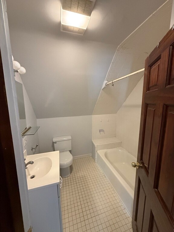 Building Photo - 68 Willow St