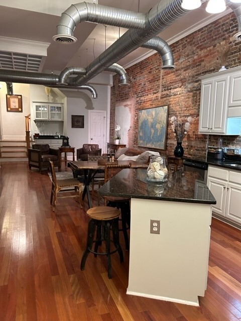 Living Area - 417 Evans St