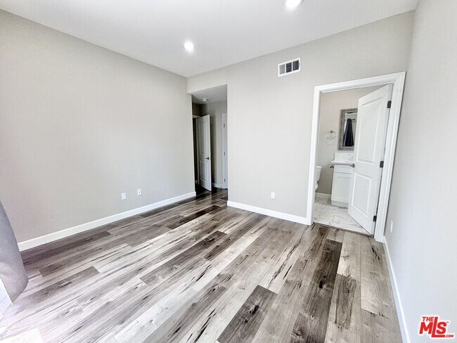 Building Photo - 14528 Killion St
