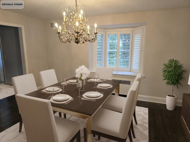 Building Photo - 308 Eastway Ct