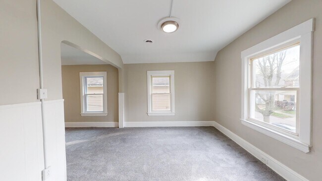 Building Photo - 3609 W.47th St.