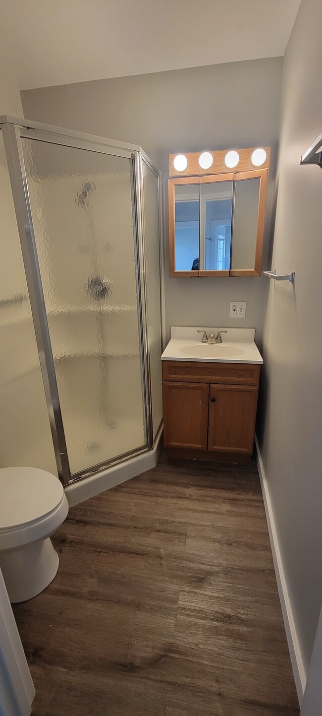 Building Photo - 11013B Coffman Ave