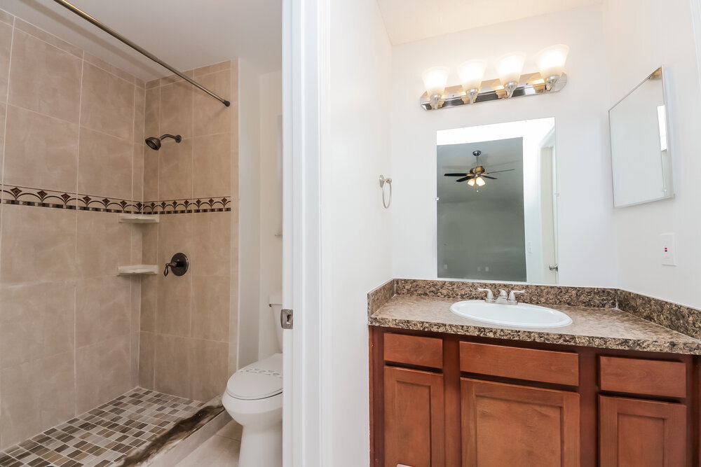 Building Photo - 9522 Chandon Dr