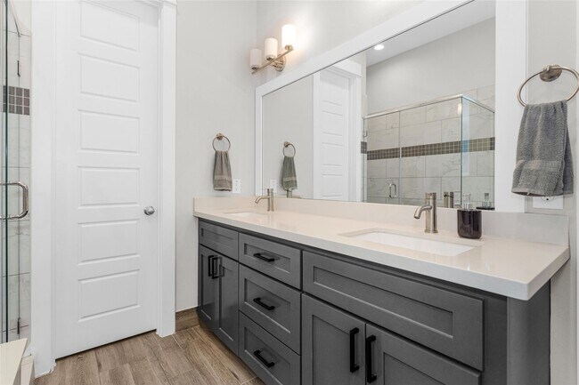 Building Photo - 7707 Nasser Ln