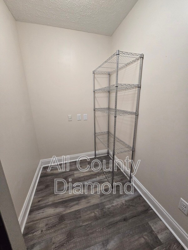 Building Photo - 603 Diamonte Cir