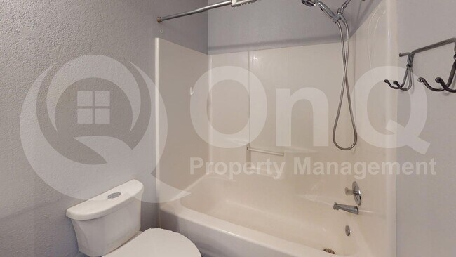 Building Photo - 3025 W Country Ranch Dr