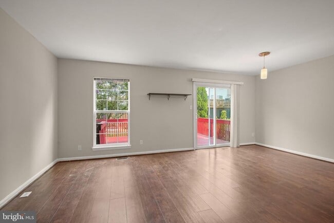 Building Photo - 12405 Gooderham Way