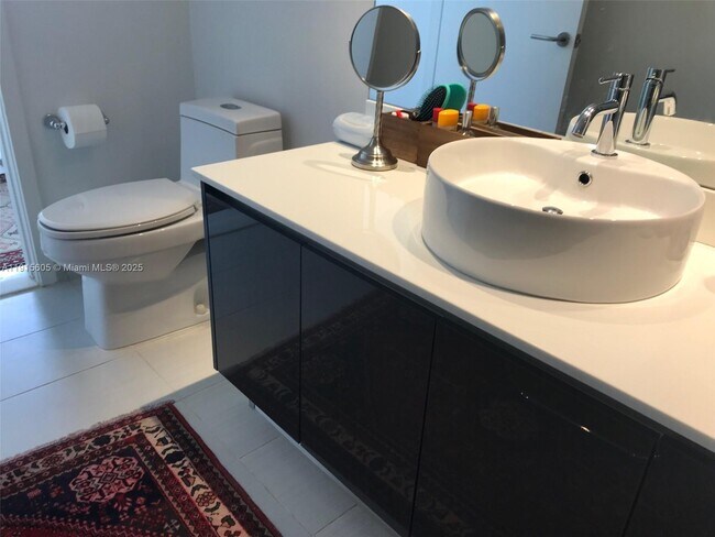 Building Photo - 31 SE 6th St