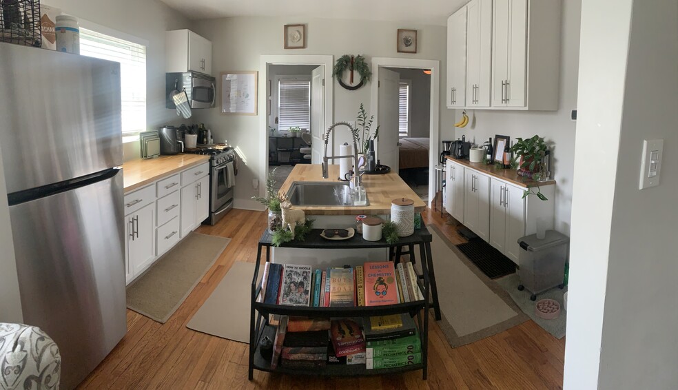 Kitchen - 2546 Duck Creek Rd